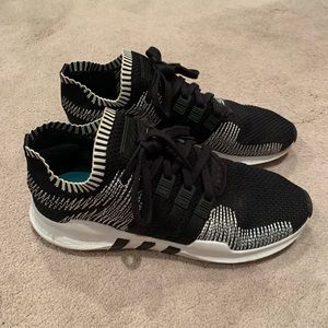 Like new adidas fly knit trainers